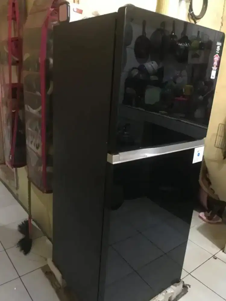 Kulkas Polytron 2 pintu murah nominus