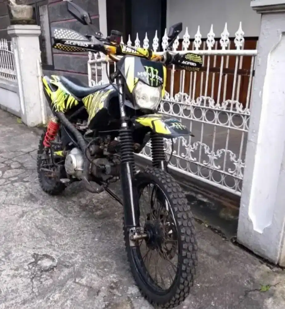 Dijual Trail Kharisma Joss mantap
