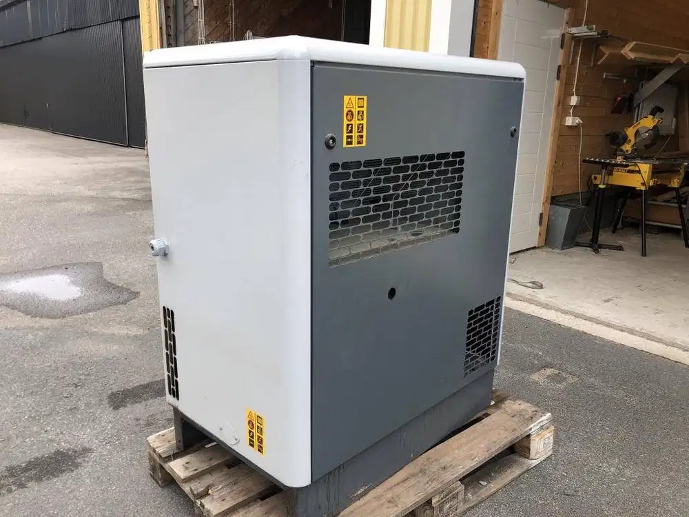 Kompresor Atlas Copco GA 11 VSD FF