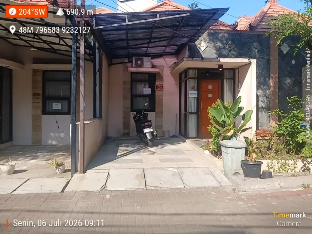 Di Kontrakan Rumah di Komp. Billabong Soeta