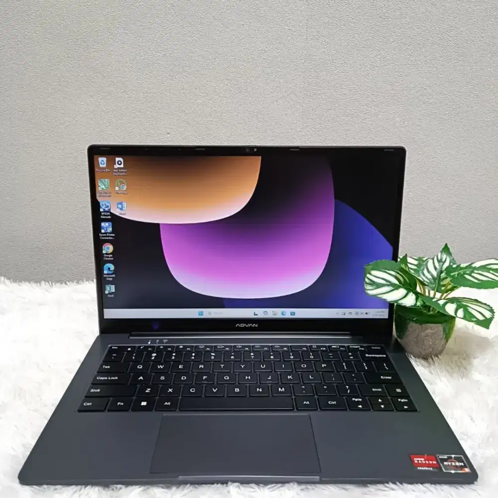 LAPTOP ADVAN SOULMATE PRO RYZEN 5 3500U RAM8GB SSD256GB 14INCH