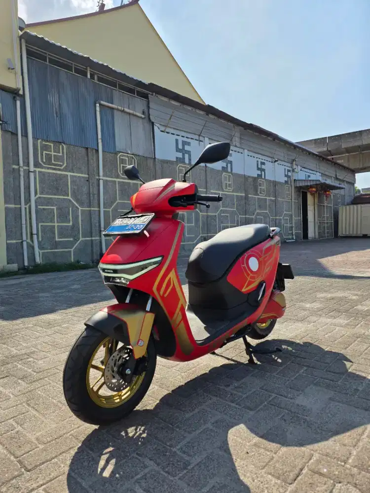 Honda CUV E RoadSync Putih 2025