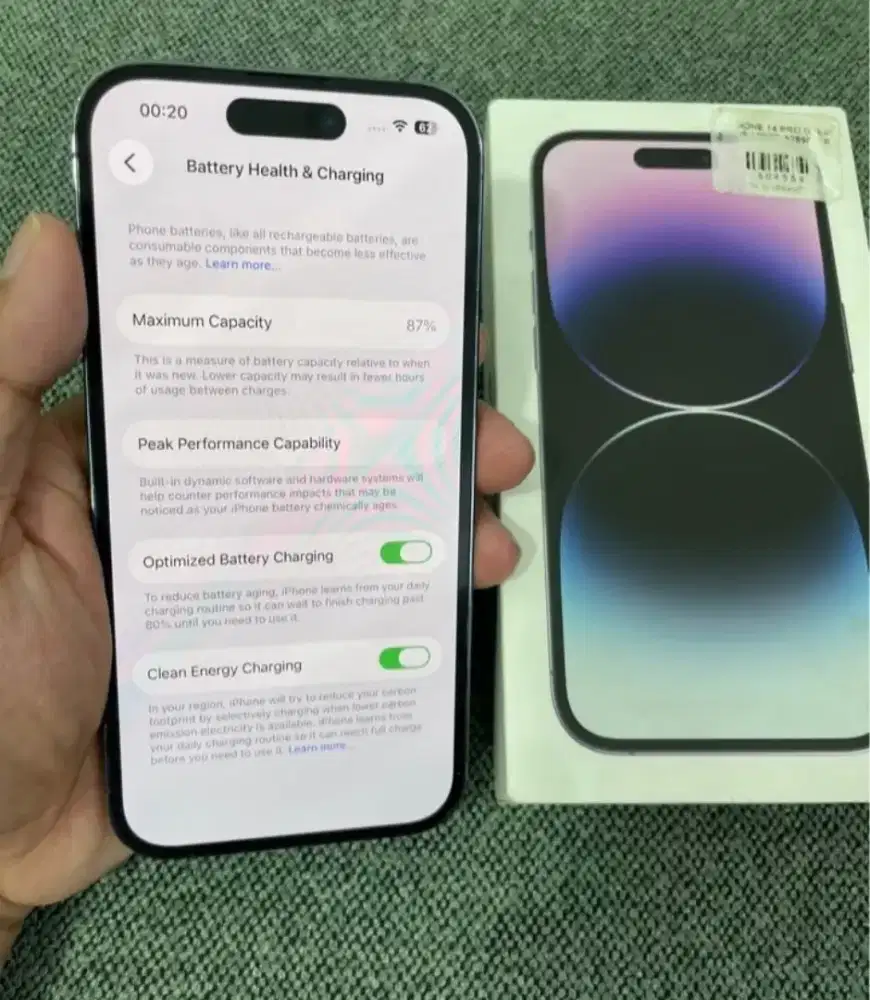 iPhone 14 pro Ram 128