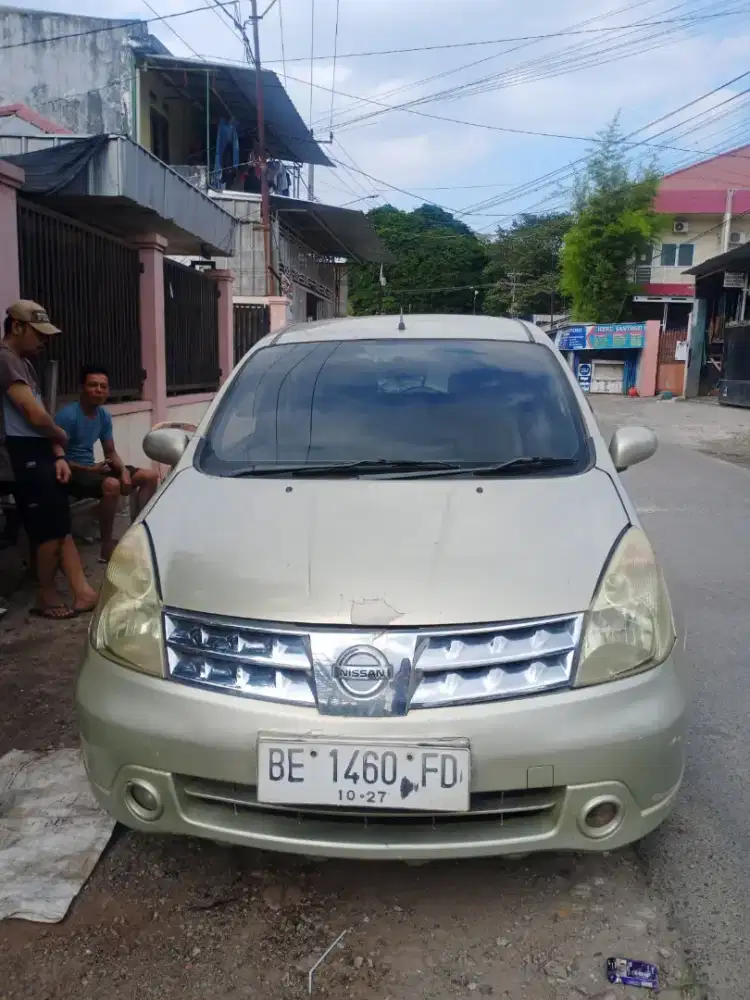 Nissa Grand Livina 1,8 XV Manual 2007