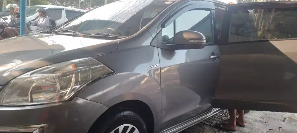 Ertiga Drezza 2017 MT