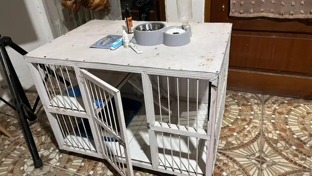 Kandang kucing stanless keramik