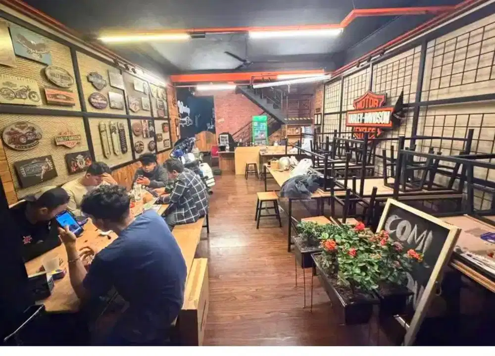 Dapet Mess, ada ac, dan free makan selama hari kerja