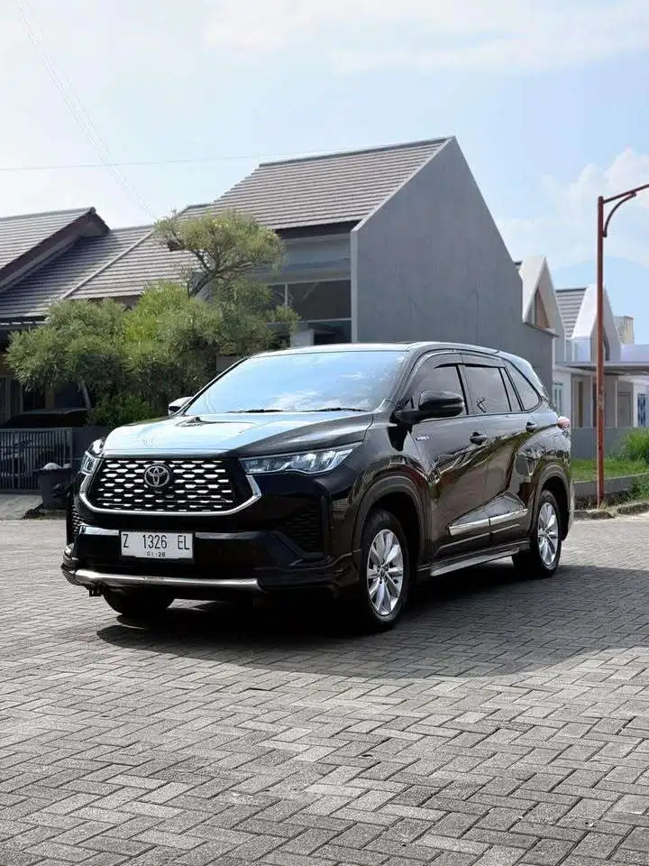 Toyota Kijang Innova 2023 Bensin