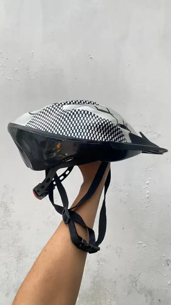 Helm sepeda allsize