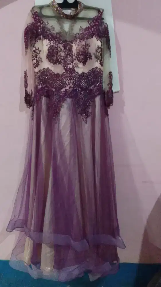 Dress pesta ukuran remaja