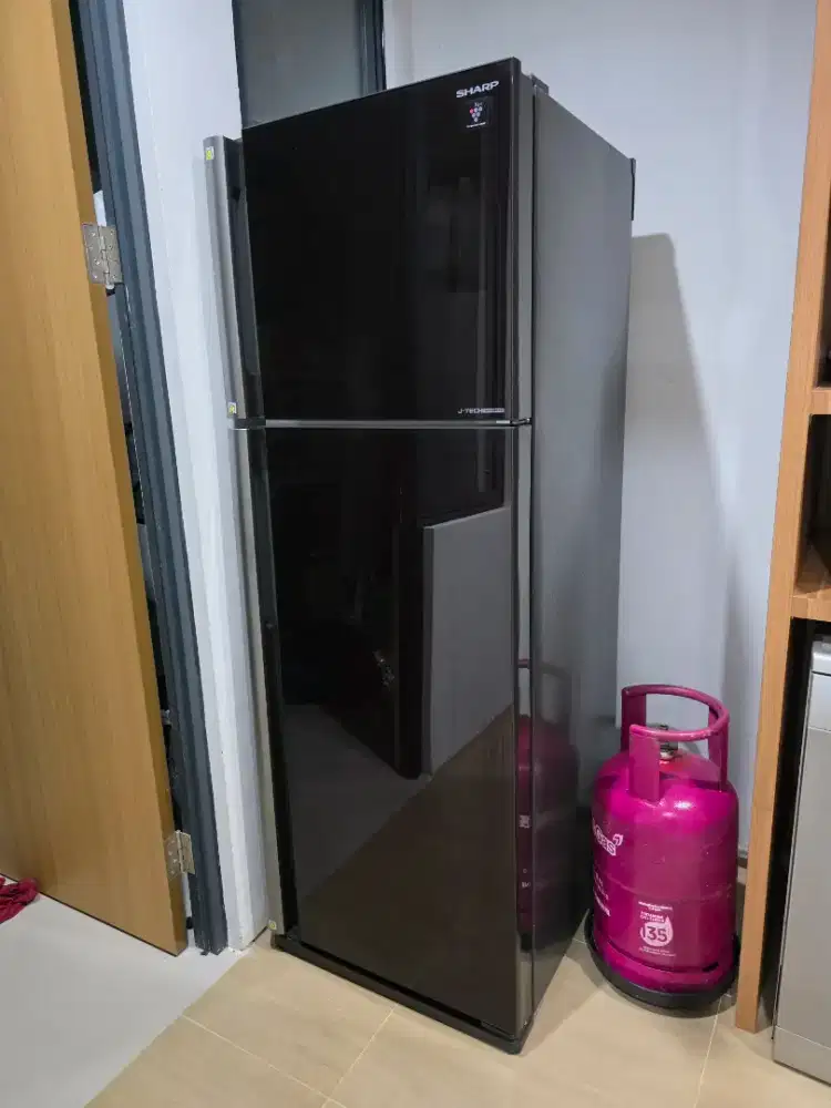 Kulkas Sharp Two Door 456 L - SJ-IP571NLV BK