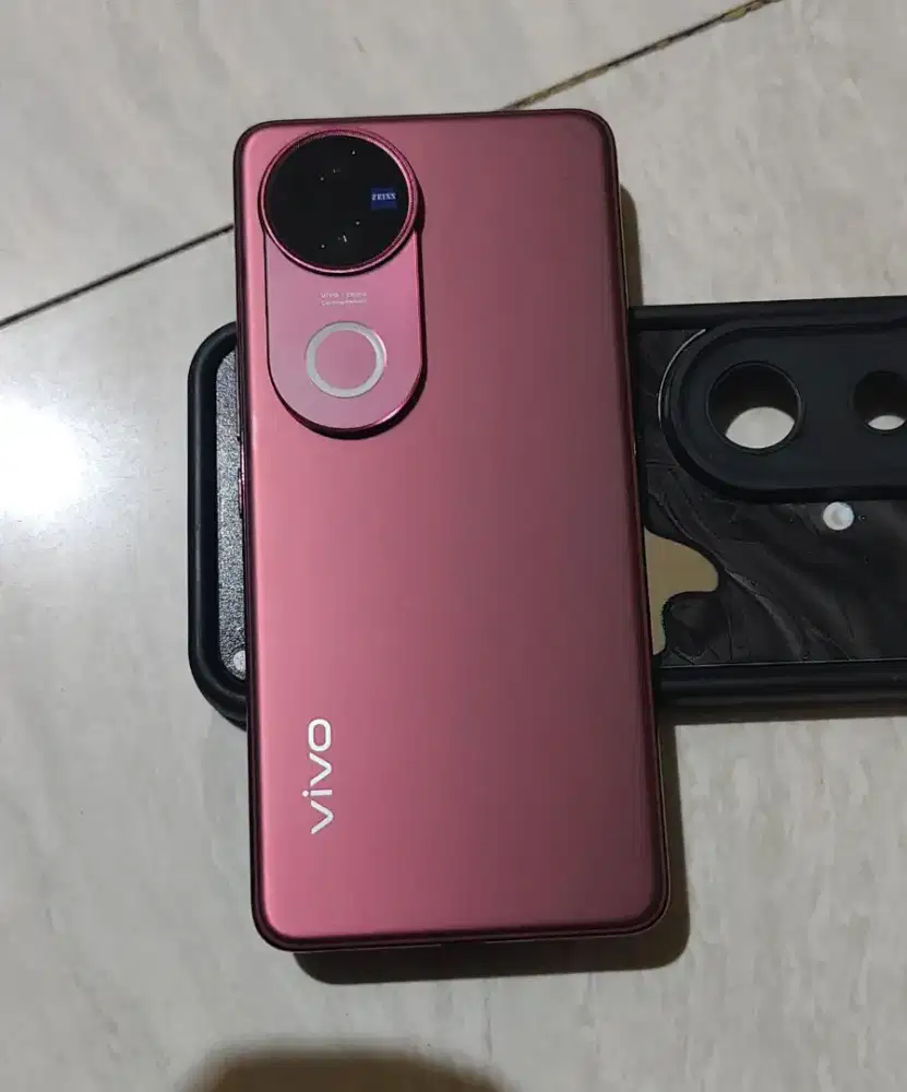 Handphone Vivo v50 5g