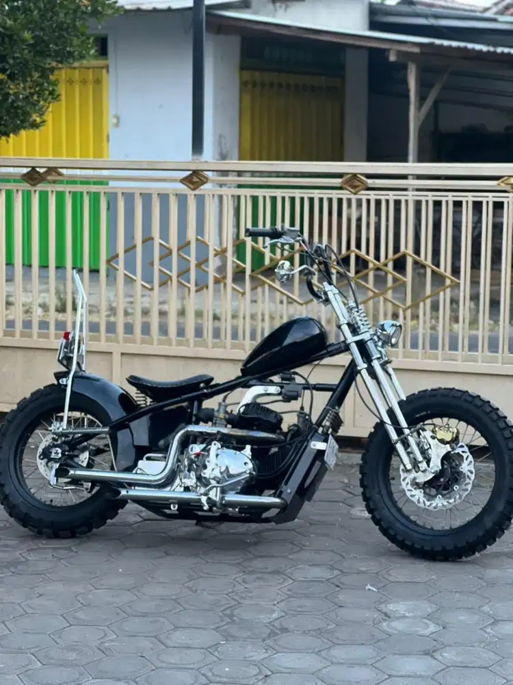 Honda phantom 2 silinder chopper