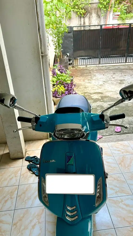 Vespa Sprint Iget Abs 150 tahun 2023