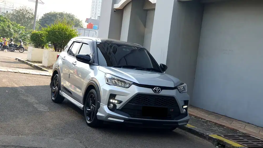 [ ANTIK LOW KM ] Toyota Raize 1.0 Turbo S GR TSS Two Tone AT 2022/2023