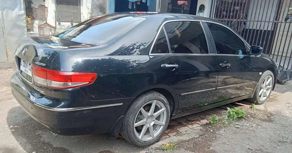 Honda Accord 2004 Bensin