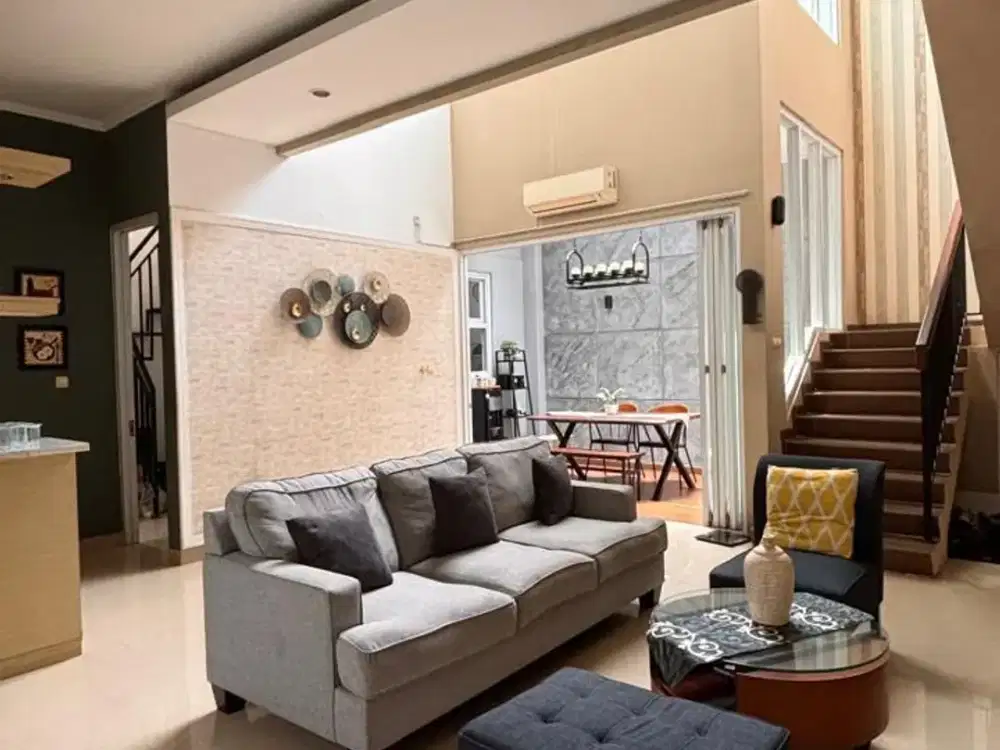 Dijual Rumah De latinos BSD