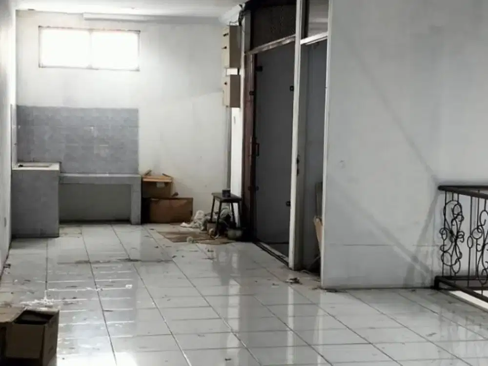 Dijual rumah di Pademangan Timur, ada lift, di bawah apraisal.