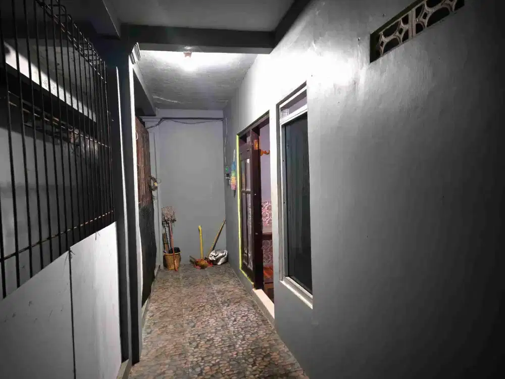 Rumah kontrakan di candi gebang utara amikom condong catur