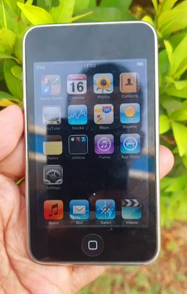 IPOD touch gen 2 8gb