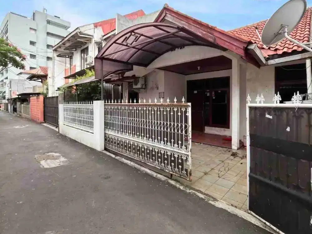 RUMAH 17 JT/Meter TENGAH JAKSEL BAGUS UNTUK INVESTASI