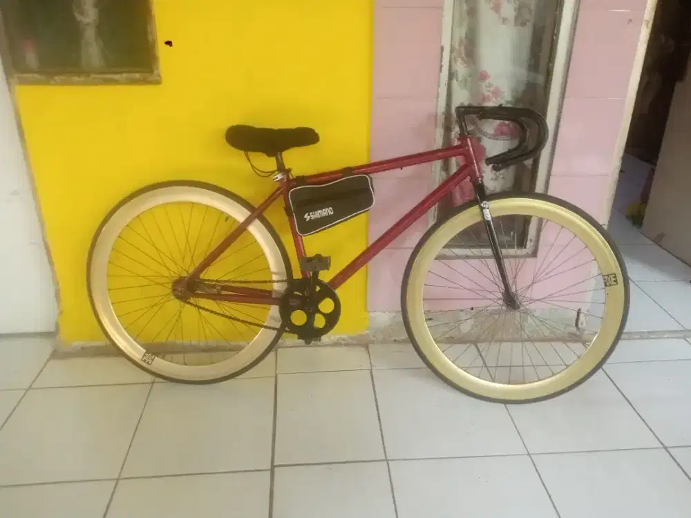 Sepeda fixie nominus
