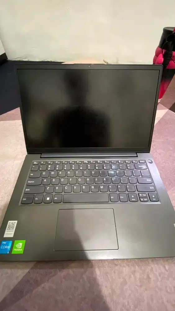 Lenovo v14 gen 2 itl