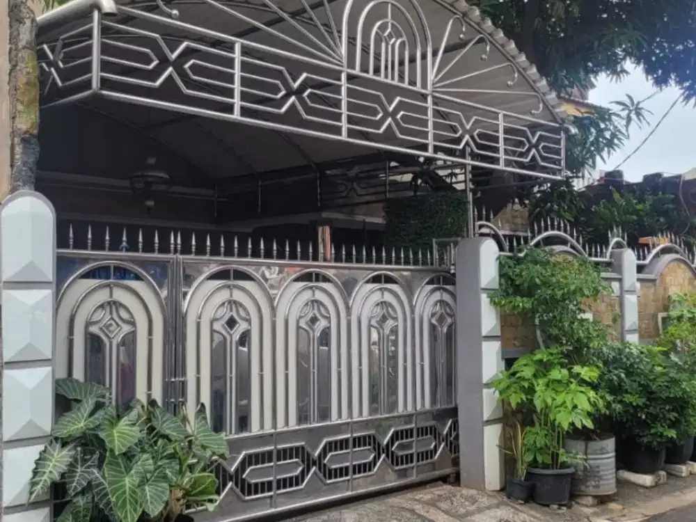 DIJUAL MURAH RUMAH BEBAS BANJIR  DI JOHAR BARU JAKARTA PUSAT