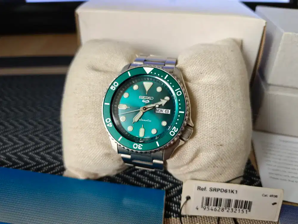 Seiko 5 Sports SRPD61K1 Green Fullset Resmi