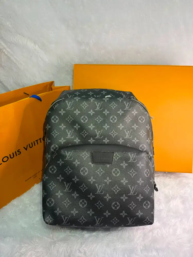 Tas Preloved Pria LV Backpack