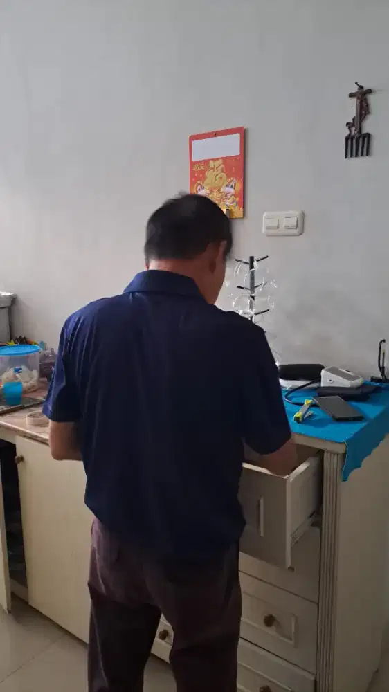 Dicari kurir barang alkes, rute Jabodetabek, 90% kirim barang ke RS