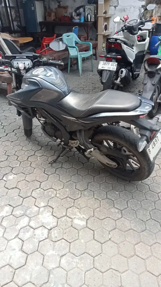 Jual cepat Vixion R THN 2018 surat surat komplit