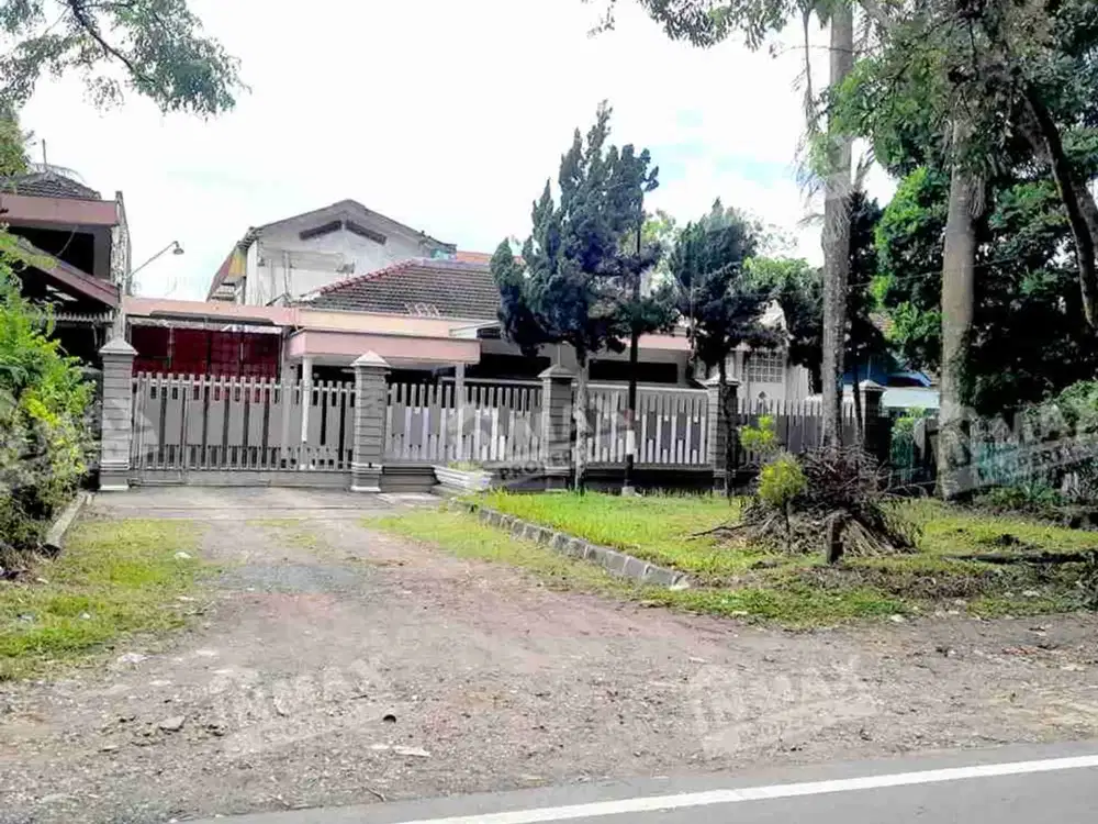 Rumah dan tempat usaha Luas 968 m2  Nol Jalan Raya  Dekat SMK Negeri 1 Sukun Cocok untuk Gudang, Home Industri