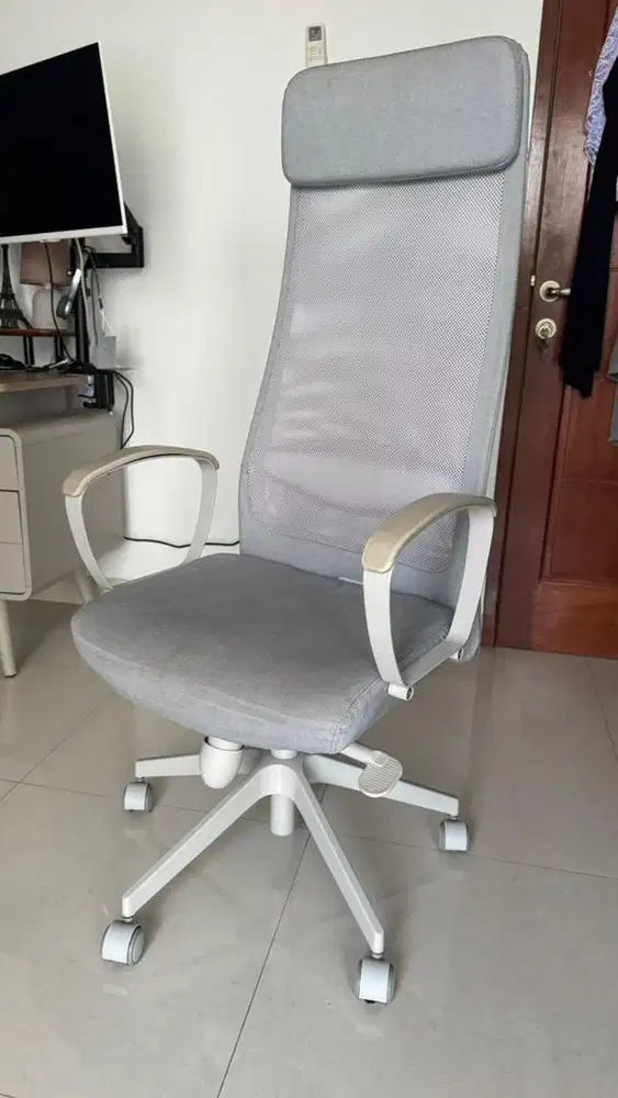 Kursi kerja ikea