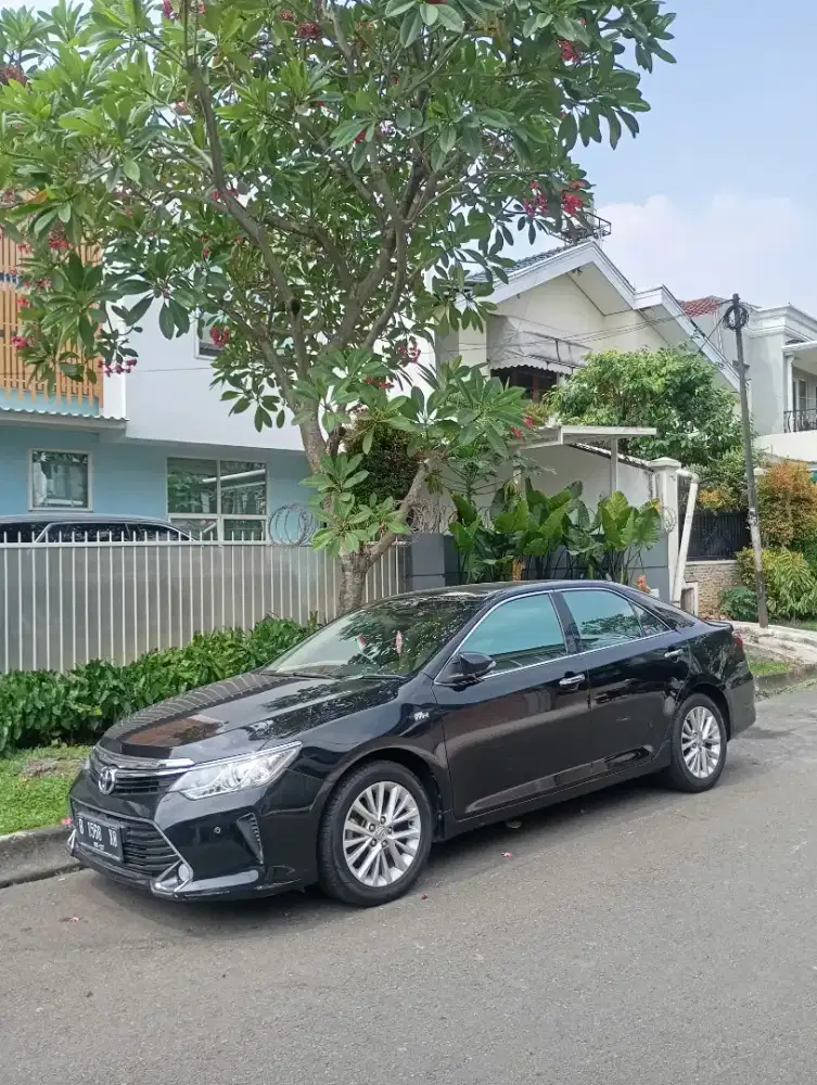Toyota Camry 2.5V NIK 2017