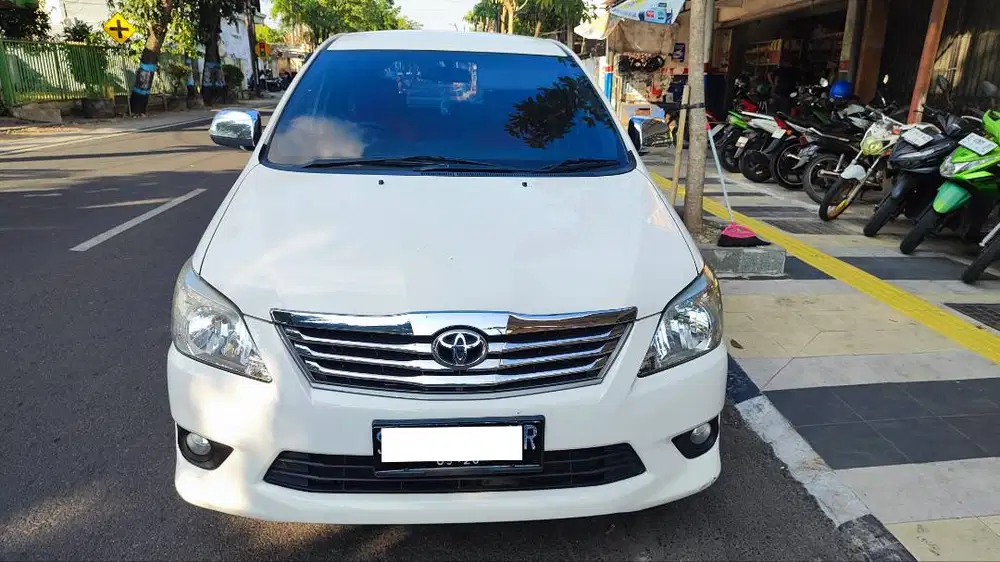 Innova 2.5 G Putih 2013