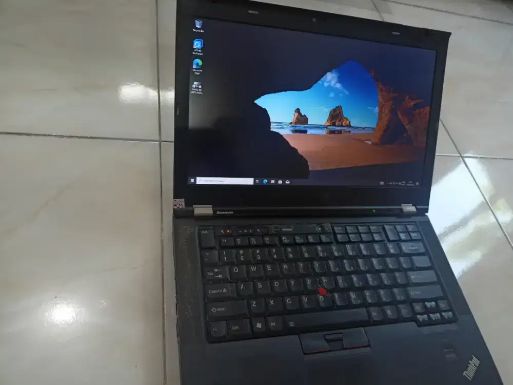 Lenovo thinkpad i5 ram 8gb ssd 128gb ngebut