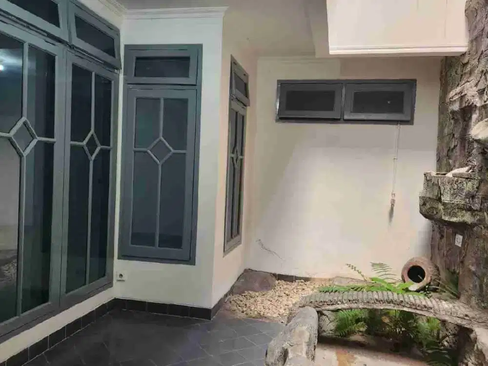 Dijual Rumah 2 Lantai dalam Komplek Nyaman Bukit Cinere Indah Bisa KPR