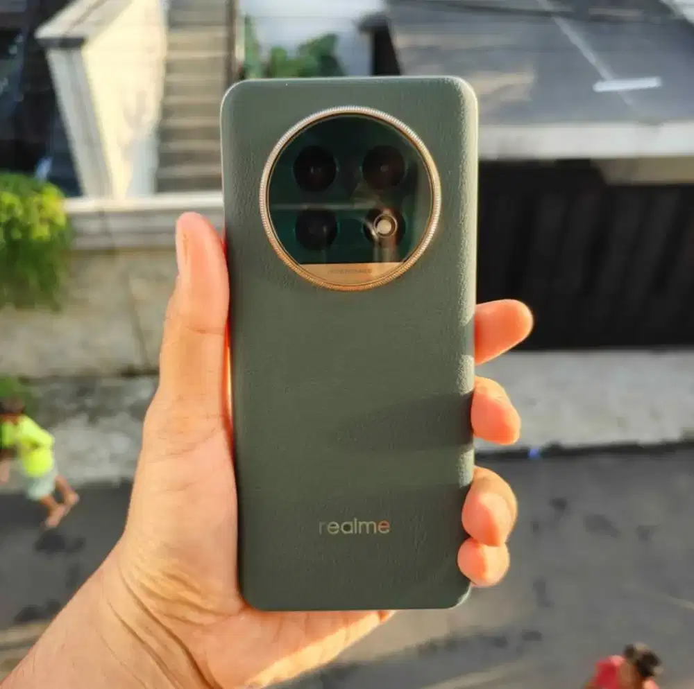 Realme 13 Pro Plus 5G RAM 12/512 GB Mulus Kamera Periskop Zoom 120x