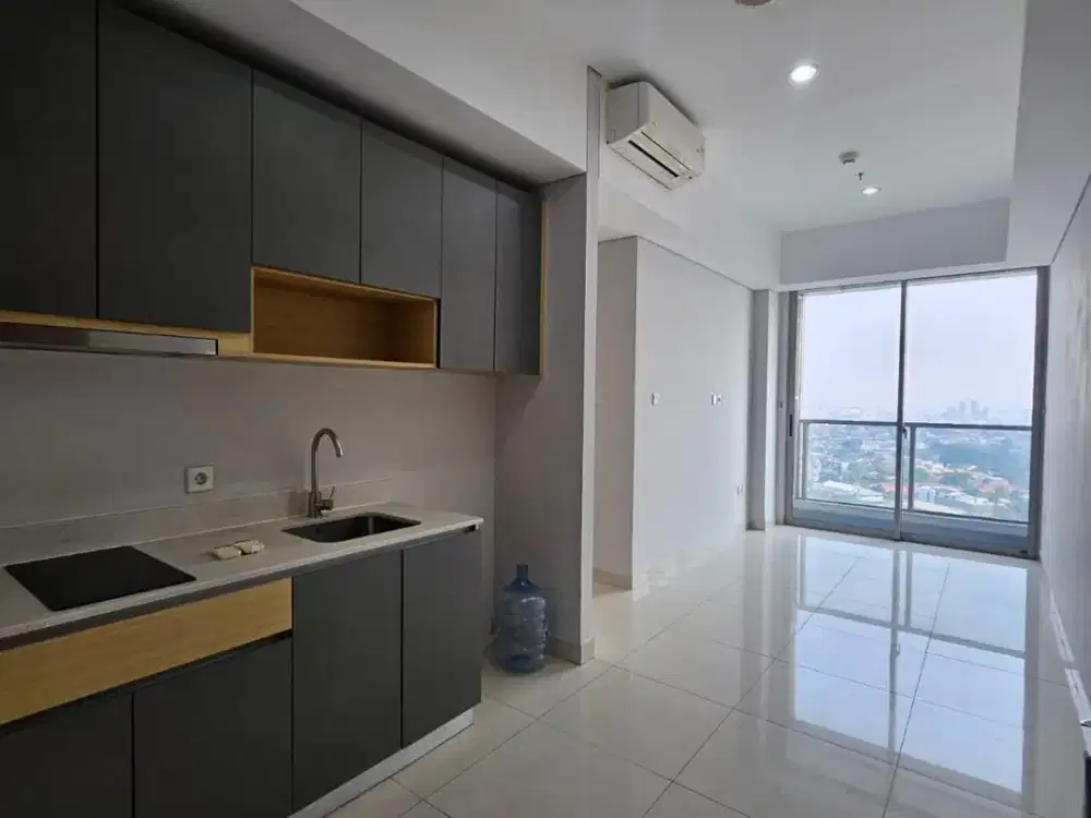 3BR Unfurnished Apartemen Taman Anggrek Residences - Jakarta Barat
