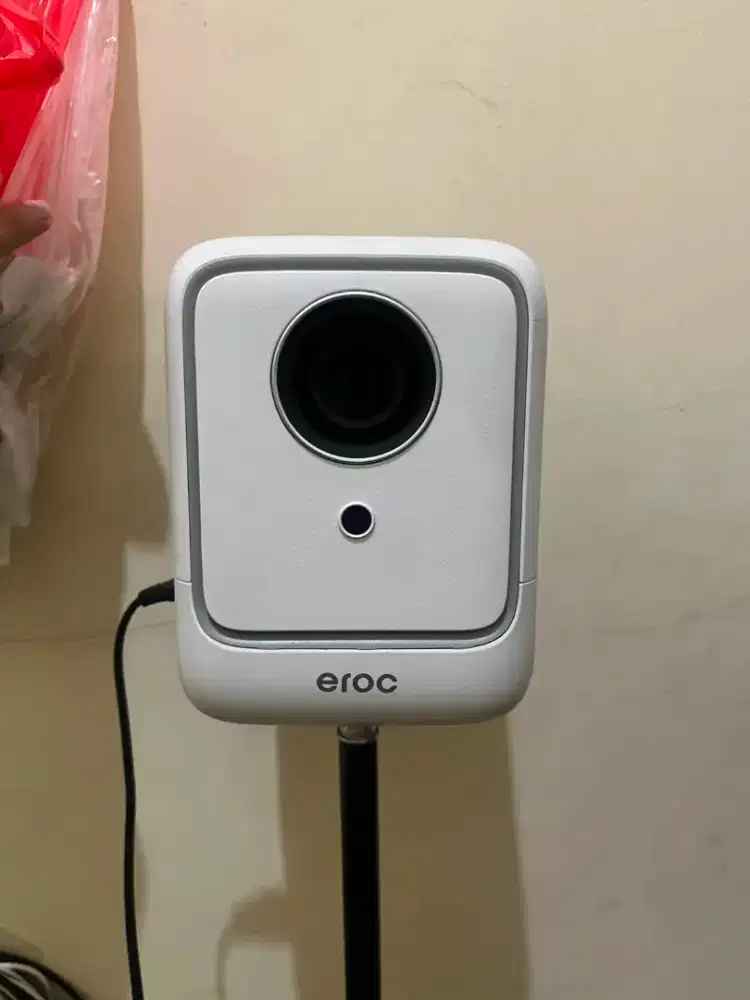 [DIJUAL] Smart Proyektor Eroc Magic Pro – Bioskop Mini di Kamar!