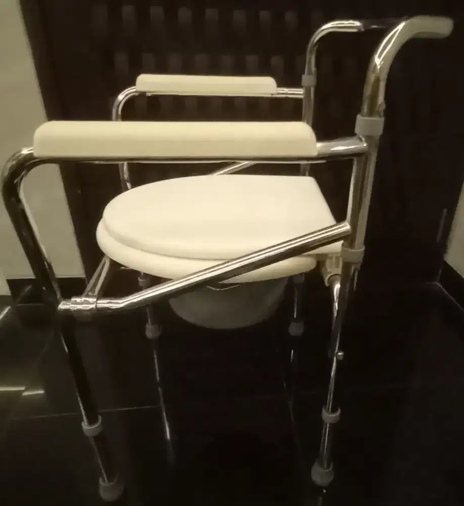 KURSI TOILET 90%