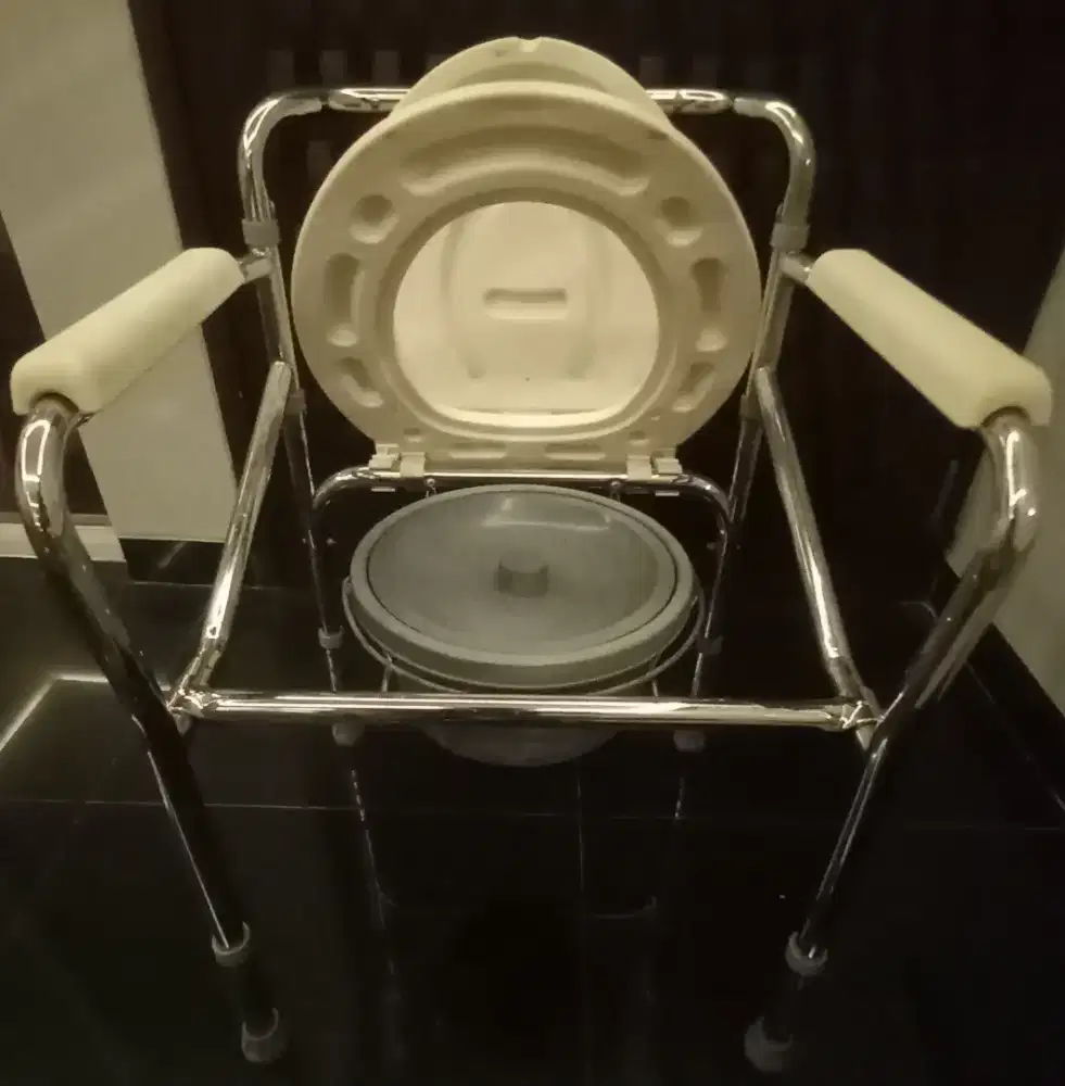 KURSI TOILET 90%