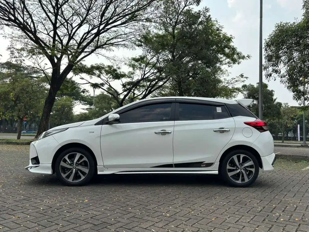 Toyota Yaris 2021 Bensin