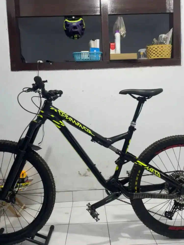 commencal meta v4