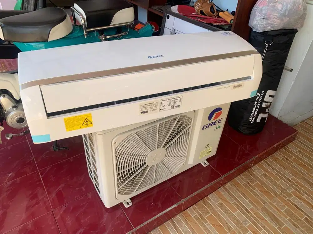 AC BEKAS GREE 2 PK PLES PASANG
