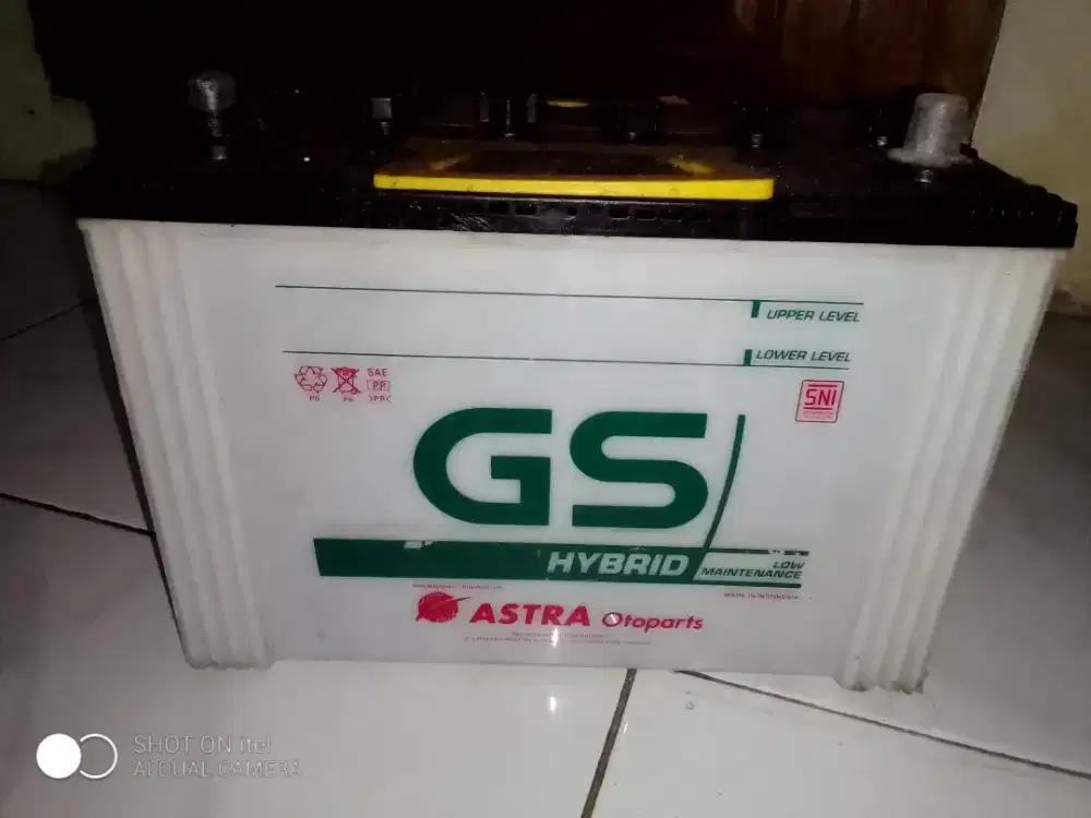 Aki bekas merek gs