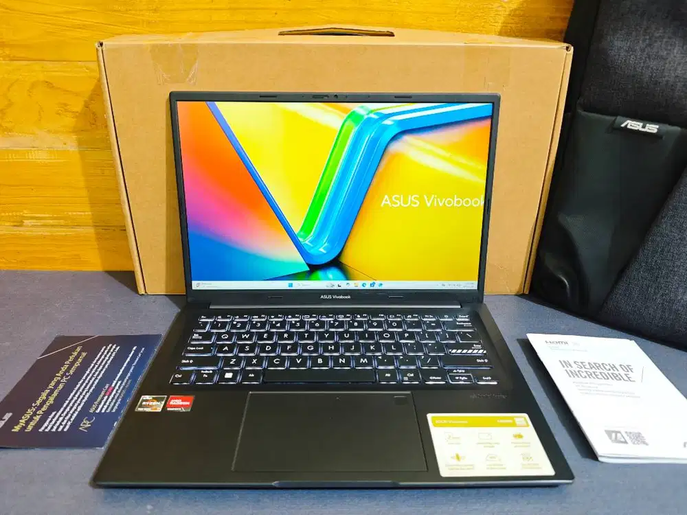 ASUS VivoBook M1405YA Ryzen 7-7730U RAM 16GB SSD 512GB Mulus Fullset