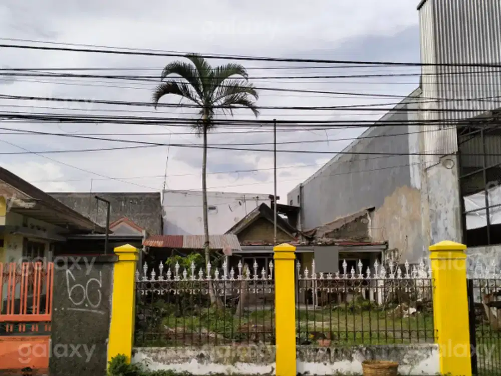 Rumah Luas 303 m2 Dekat Pasar Tawangmangu Malang GMK03943
