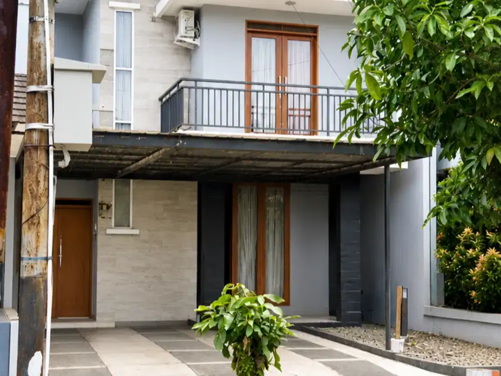 Rumah 2 Lantai di Dalam Cluster Cikutra Dekat widyatama Makam Pahlawan sukaluyu bandung